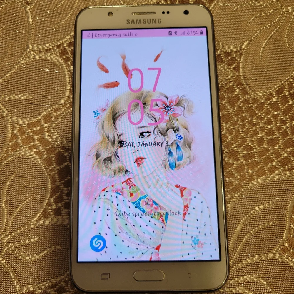 Samsung J7